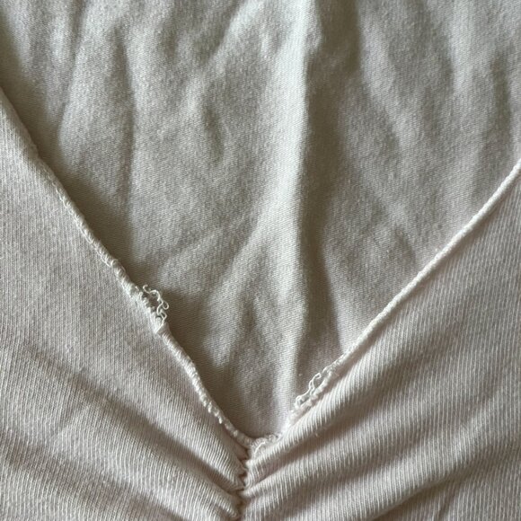 Brandy Melville Gina Top - Picture 2 of 4